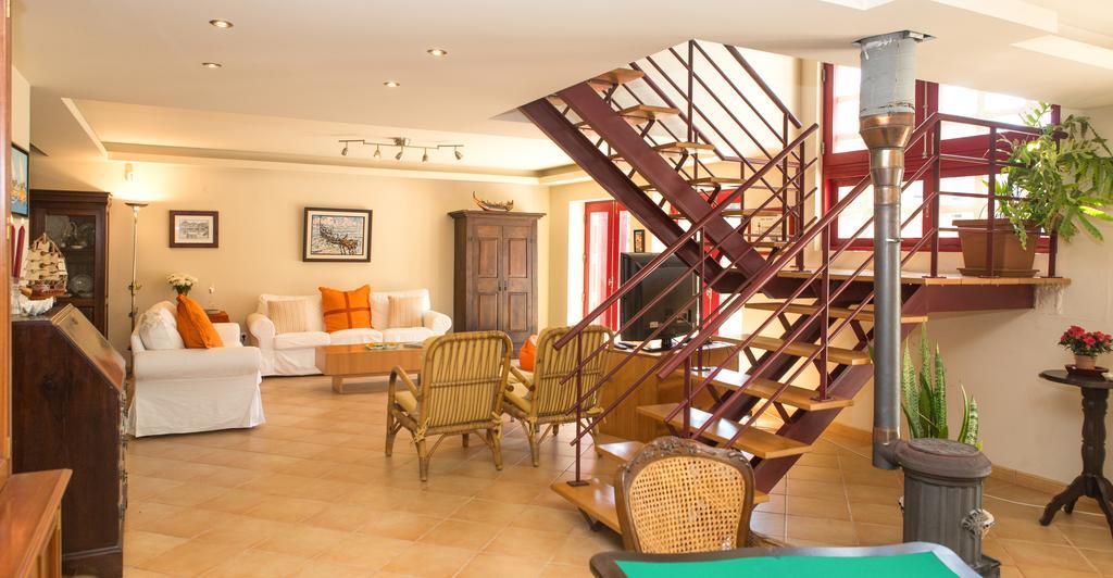 Вилла Casa Palheiro Amarelo Da Biarritz Кошта-Нова Экстерьер фото